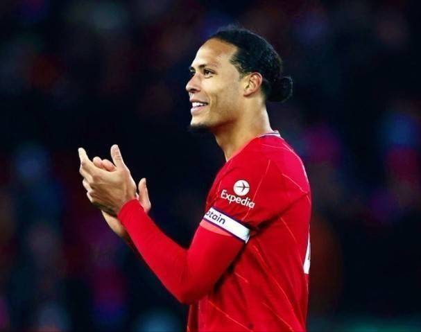 竞技游戏新增娱乐模式吸引泛用户