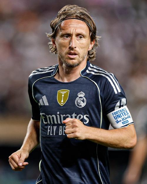 二十年，一记绝杀后的重逢 《街头篮球》自由不息，因爱重逢