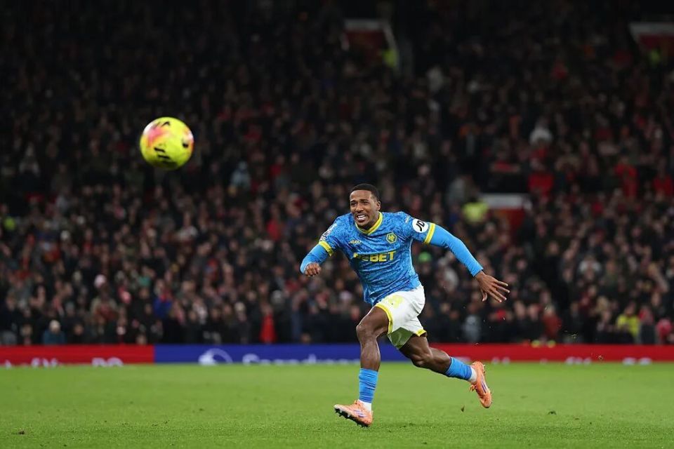 詹姆斯透露出生详细时间东契奇调侃：我41岁可能要一瘸一拐走路